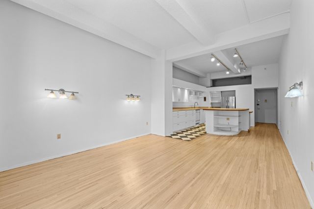 148 W 23rd Street 5FG, New York City, NY 10011