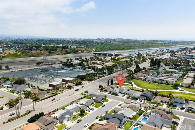 9952 Effingham, Huntington Beach, CA 92646