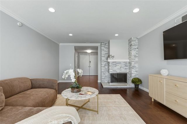9952 Effingham, Huntington Beach, CA 92646