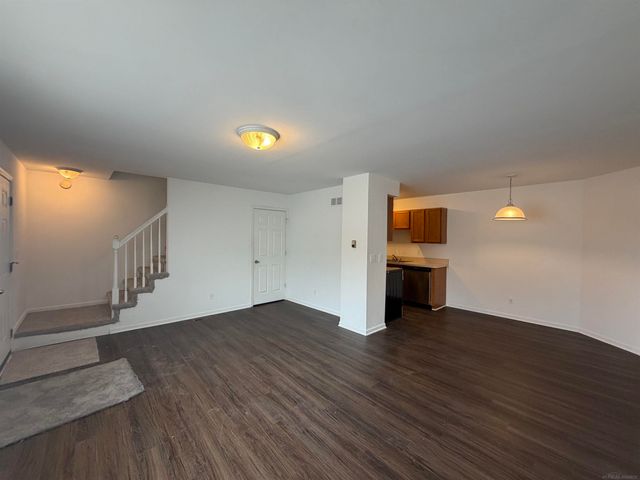 28185 raleigh crescent Drive, Chesterfield Twp, MI 48051