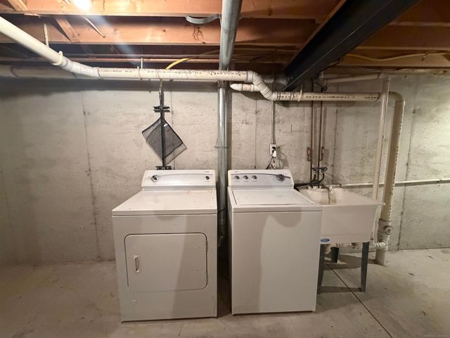 28185 raleigh crescent Drive, Chesterfield Twp, MI 48051