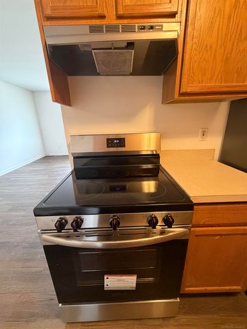 28185 raleigh crescent Drive, Chesterfield Twp, MI 48051