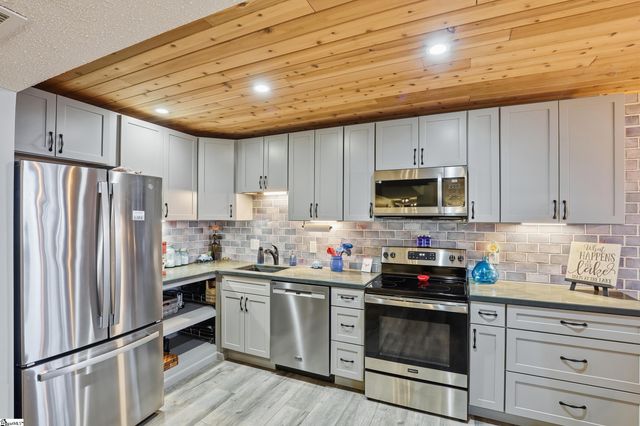 11B Hartwell Villas, Anderson, SC 29626