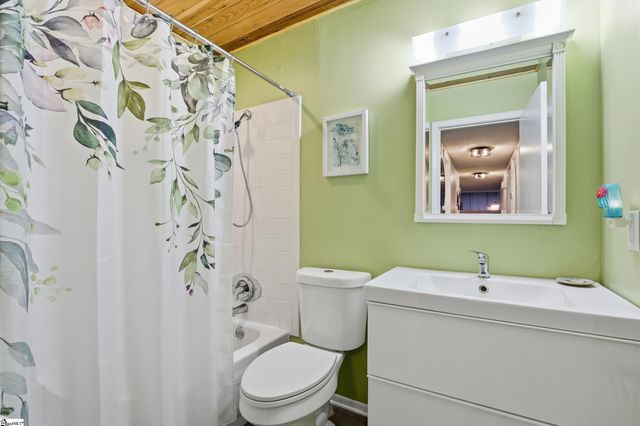 11B Hartwell Villas, Anderson, SC 29626