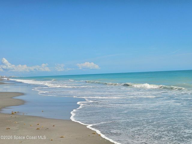 2700 N Highway A1a 18-204, Indialantic, FL 32903
