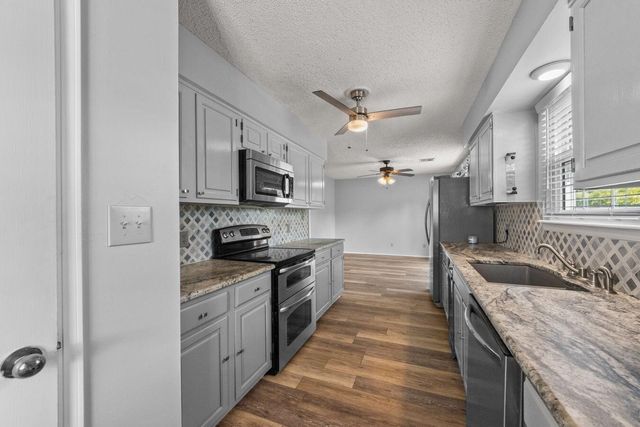 31990 S 624 Place, 6, Grove, OK 74344