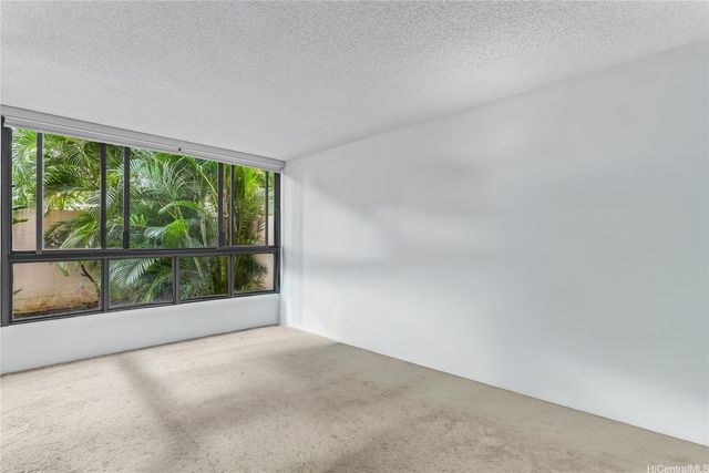 3138 Waialae Avenue 325, Honolulu, HI 96816