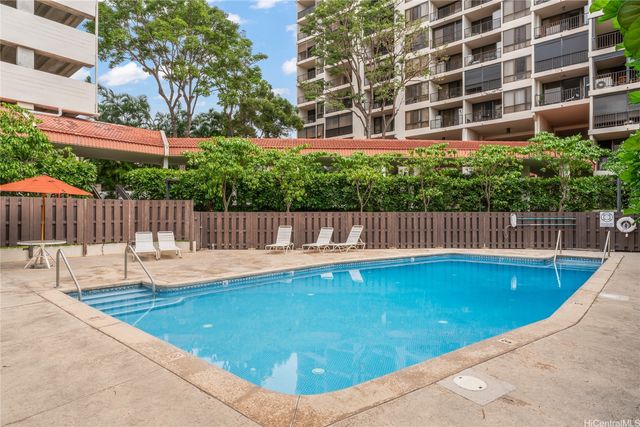 3138 Waialae Avenue 325, Honolulu, HI 96816