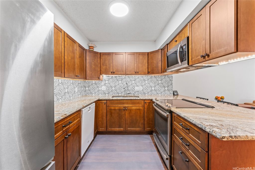 3138 Waialae Avenue 325, Honolulu, HI 96816