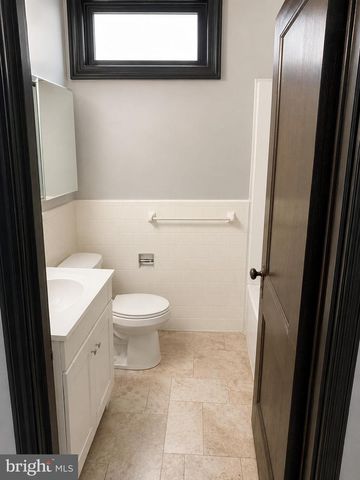 1732 S ST SE, Washington, DC 20020