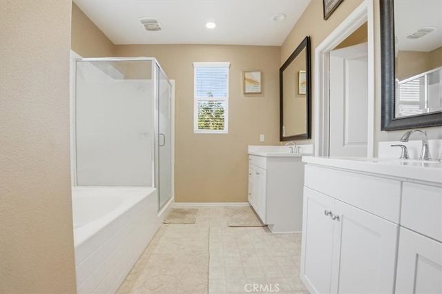 2886 Villa Catalonia Court, Corona, CA 92881