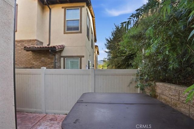 2886 Villa Catalonia Court, Corona, CA 92881