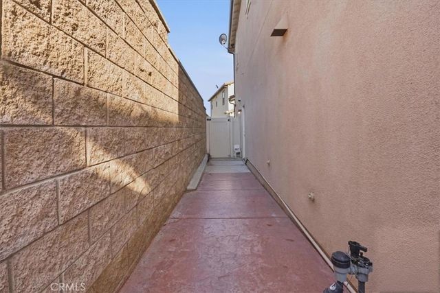 2886 Villa Catalonia Court, Corona, CA 92881