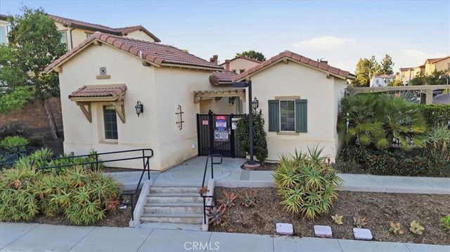 2886 Villa Catalonia Court, Corona, CA 92881