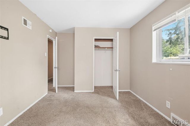 268 Elmdale Drive, St Louis, MO 63135