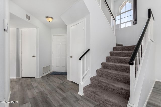 8911 W CARIBBEAN Lane, Peoria, AZ 85381