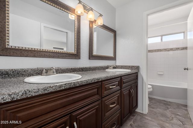 8911 W CARIBBEAN Lane, Peoria, AZ 85381