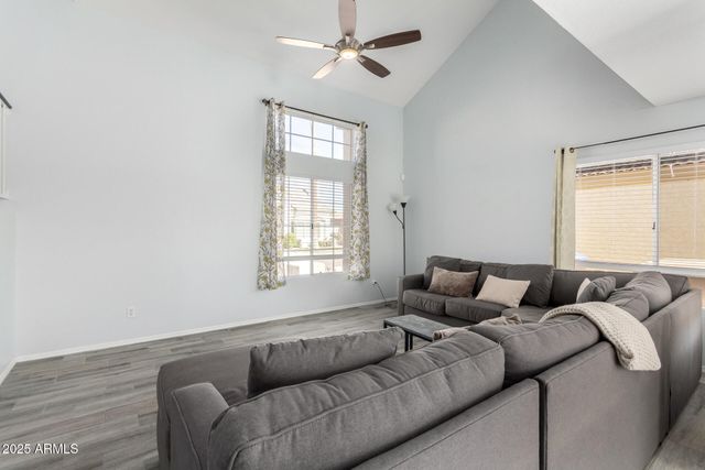 8911 W CARIBBEAN Lane, Peoria, AZ 85381