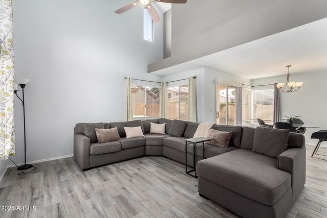 8911 W CARIBBEAN Lane, Peoria, AZ 85381