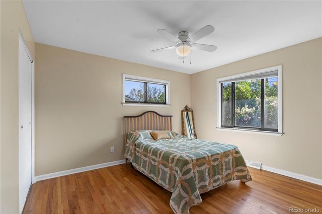 962 S Holly Street, Denver, CO 80246