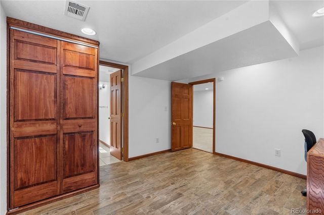 962 S Holly Street, Denver, CO 80246