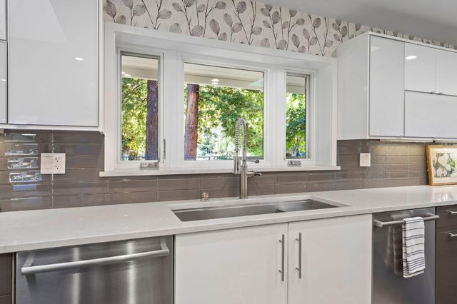 441 Crocker Rd, Sacramento, CA 95864