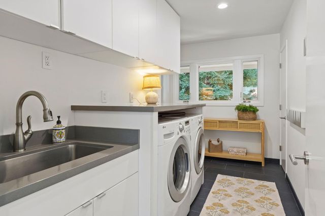 441 Crocker Rd, Sacramento, CA 95864
