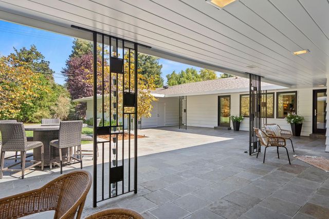 441 Crocker Rd, Sacramento, CA 95864
