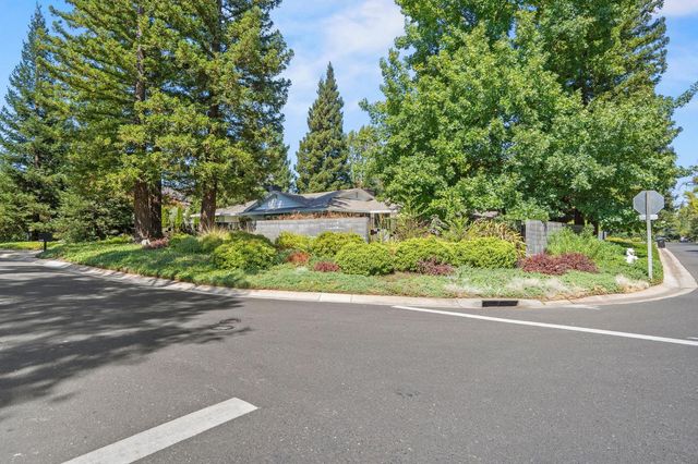 441 Crocker Rd, Sacramento, CA 95864