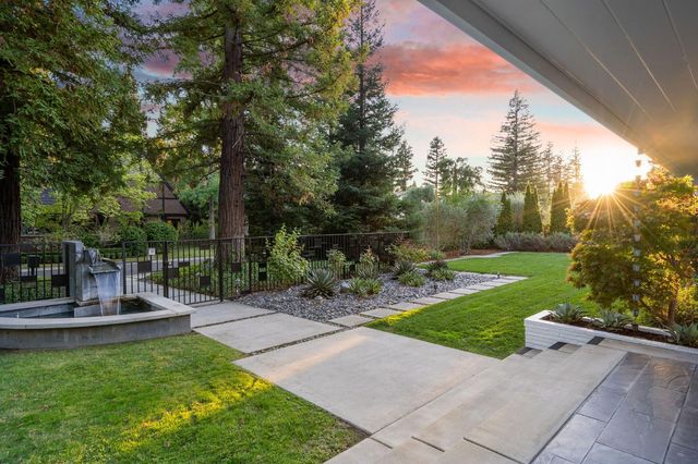 441 Crocker Rd, Sacramento, CA 95864