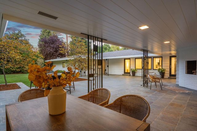 441 Crocker Rd, Sacramento, CA 95864