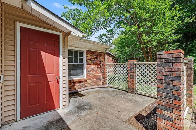 808 Floyd Lane, Gastonia, NC 28052