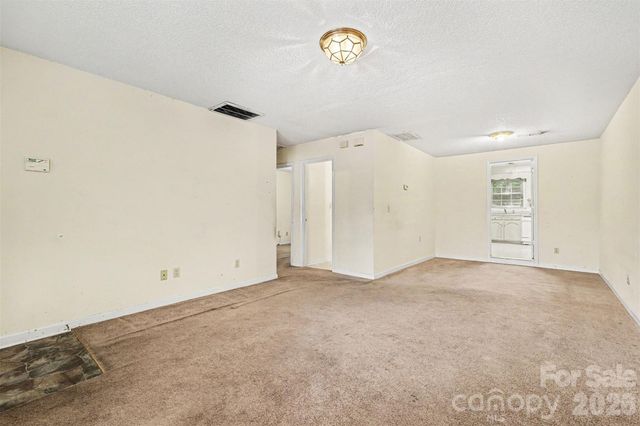 808 Floyd Lane, Gastonia, NC 28052