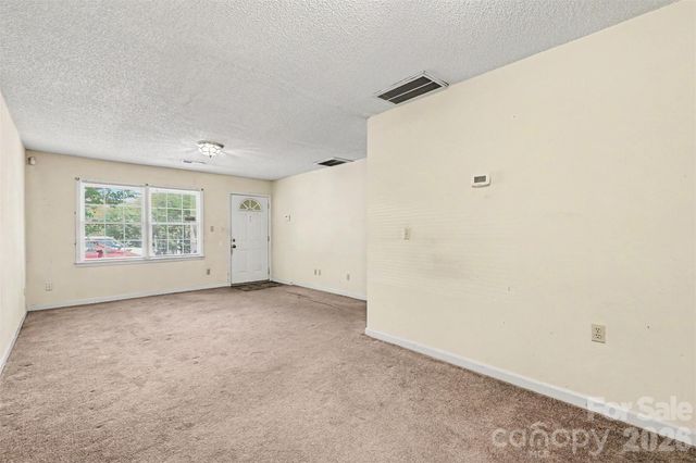808 Floyd Lane, Gastonia, NC 28052
