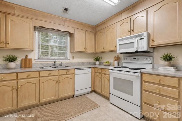 808 Floyd Lane, Gastonia, NC 28052