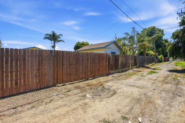 1835 E Anderson Street, Stockton, CA 95205