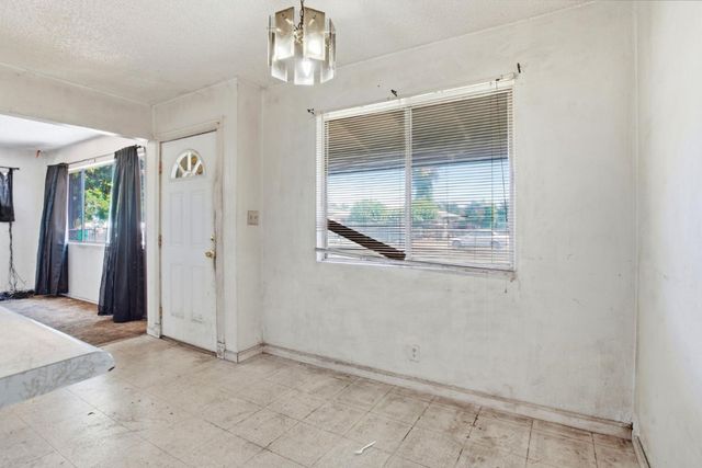 1835 E Anderson Street, Stockton, CA 95205
