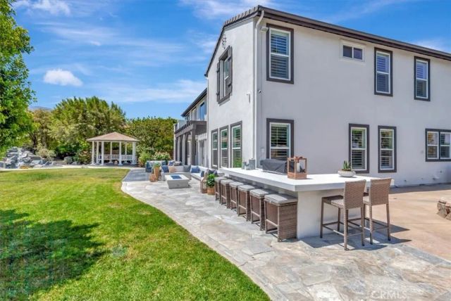 3795 Peregrine Circle, Corona, CA 92881
