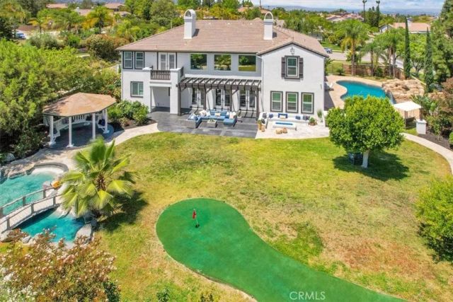 3795 Peregrine Circle, Corona, CA 92881