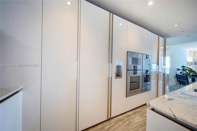10203 Collins Ave 1502, Bal Harbour, FL 33154