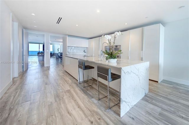 10203 Collins Ave 1502, Bal Harbour, FL 33154