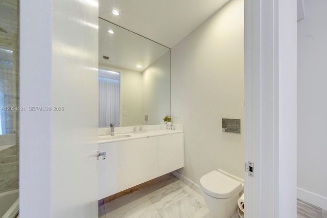 10203 Collins Ave 1502, Bal Harbour, FL 33154