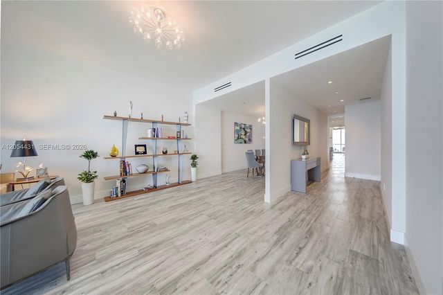 10203 Collins Ave 1502, Bal Harbour, FL 33154