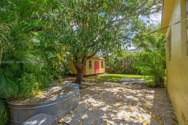 1811 SW 17th Ter, Miami, FL 33145