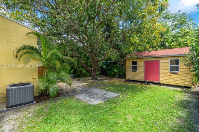 1811 SW 17th Ter, Miami, FL 33145