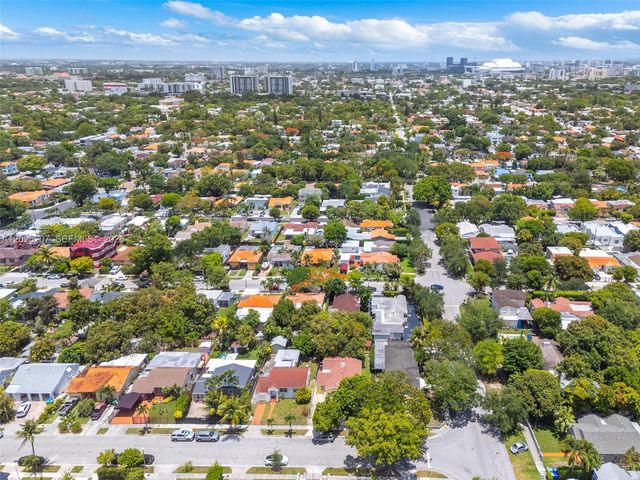 1811 SW 17th Ter, Miami, FL 33145