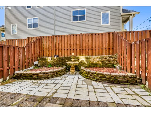 15680 Sw BLACK QUARTZ St, Beaverton, OR 97007