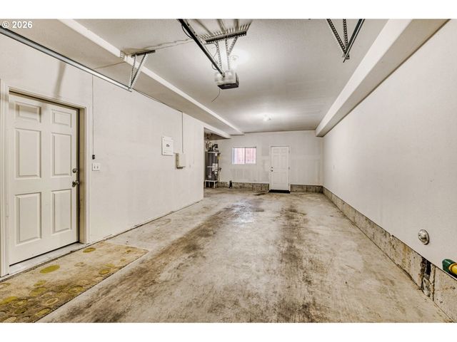 15680 Sw BLACK QUARTZ St, Beaverton, OR 97007