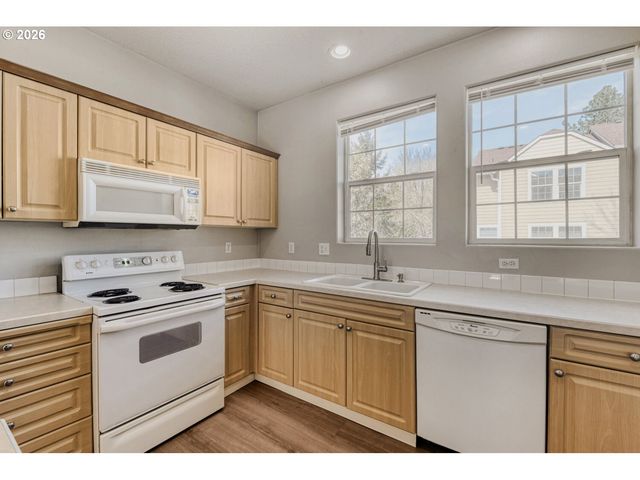 15680 Sw BLACK QUARTZ St, Beaverton, OR 97007