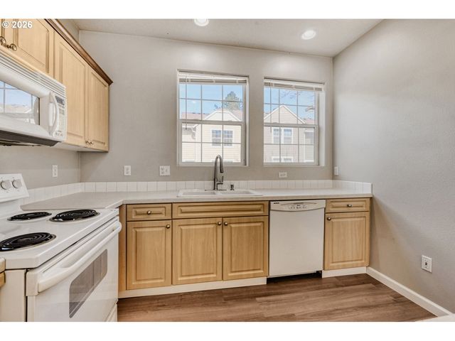 15680 Sw BLACK QUARTZ St, Beaverton, OR 97007